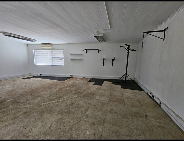 837M² WAREHOUSE FOR SALE IN TUNNEY